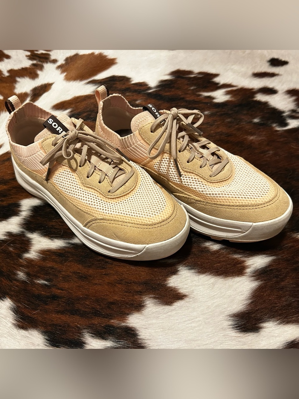 Sorel Tan Knit & Suede Lace-Up Sneakers